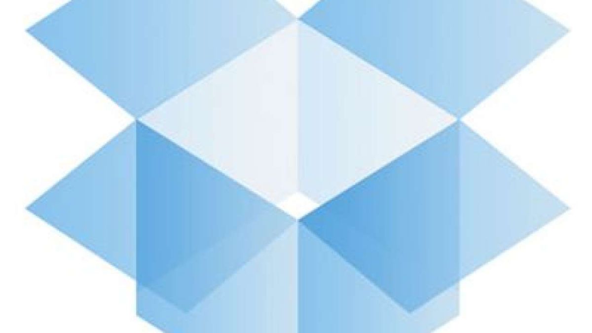 Dropbox Needs to Step Up Its Game to Compete With iCloud