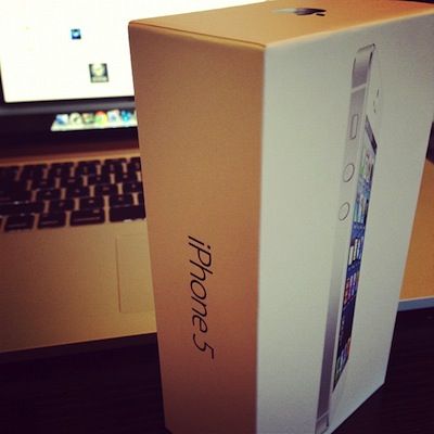 iPhone 5 Unboxing