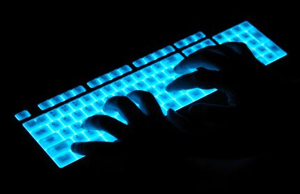 Weekend Wrap-Up: U.S. Blames North Korea for Sony Hack; T-Mobile Introduces Data Rollover