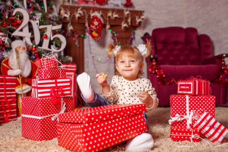 The Best Techie Holiday Gifts Under $100