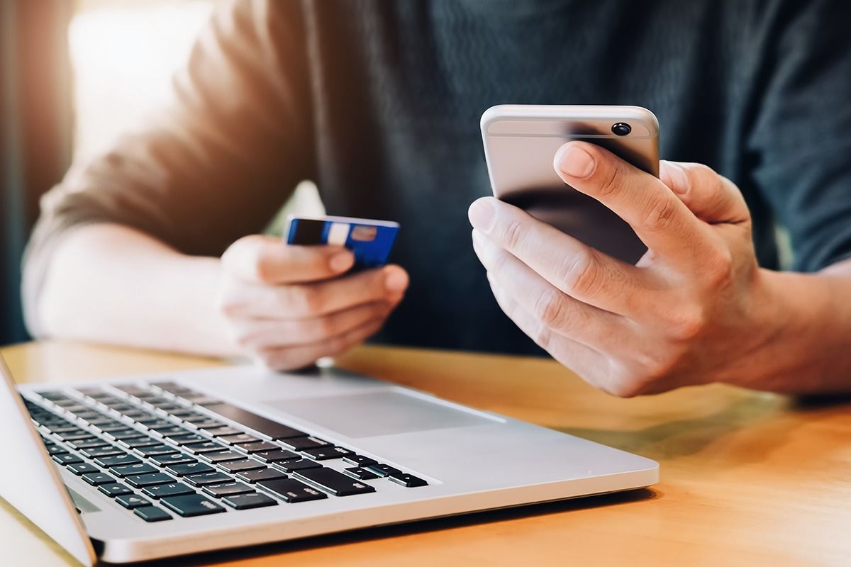 5 tips to protect yourself online this Black Friday