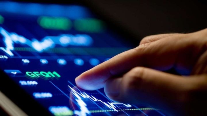 15 Hot Public Tech Companies That Are Losing Millions