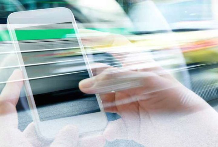 Here's how smartphone hardware is speeding up slow data