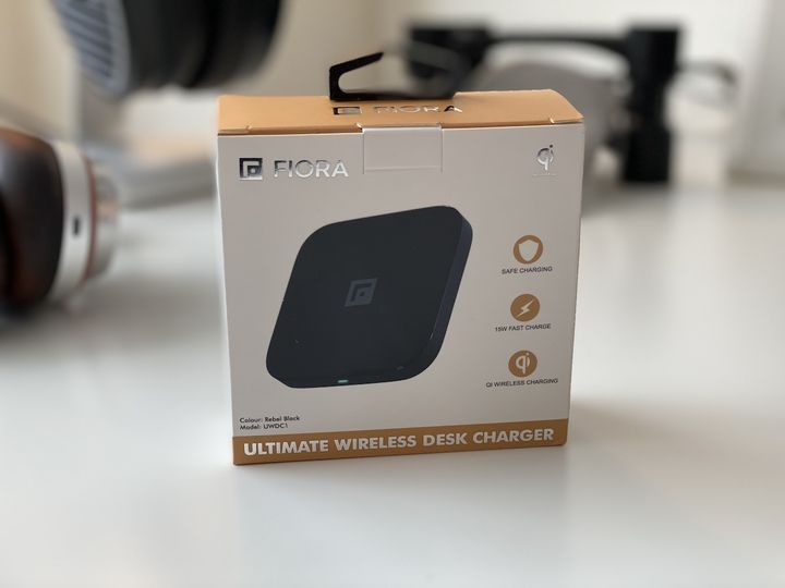 Review: Fiora Ultimate Wireless Desk Charger