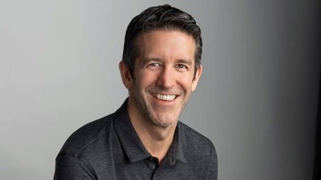 Apple'da Tarihi CEO Değişimi Yaşanıyor