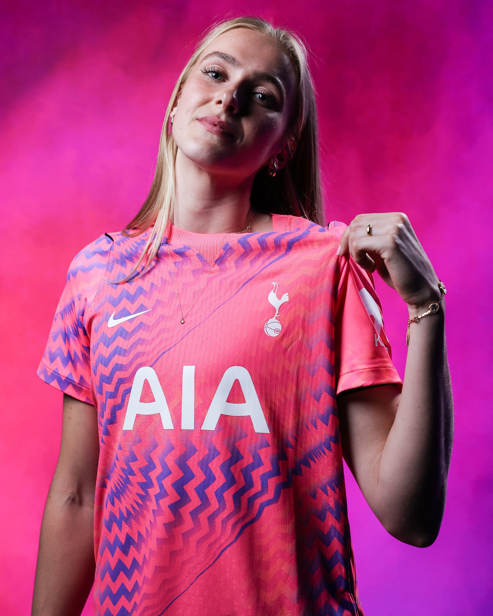 Selma Panengstuen models the new keeper kit