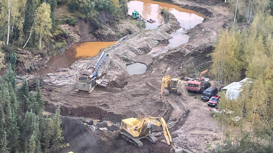 A Federal Mining Inspector Wanted To Investigate A Fairbanks Property Then A State Trooper Called