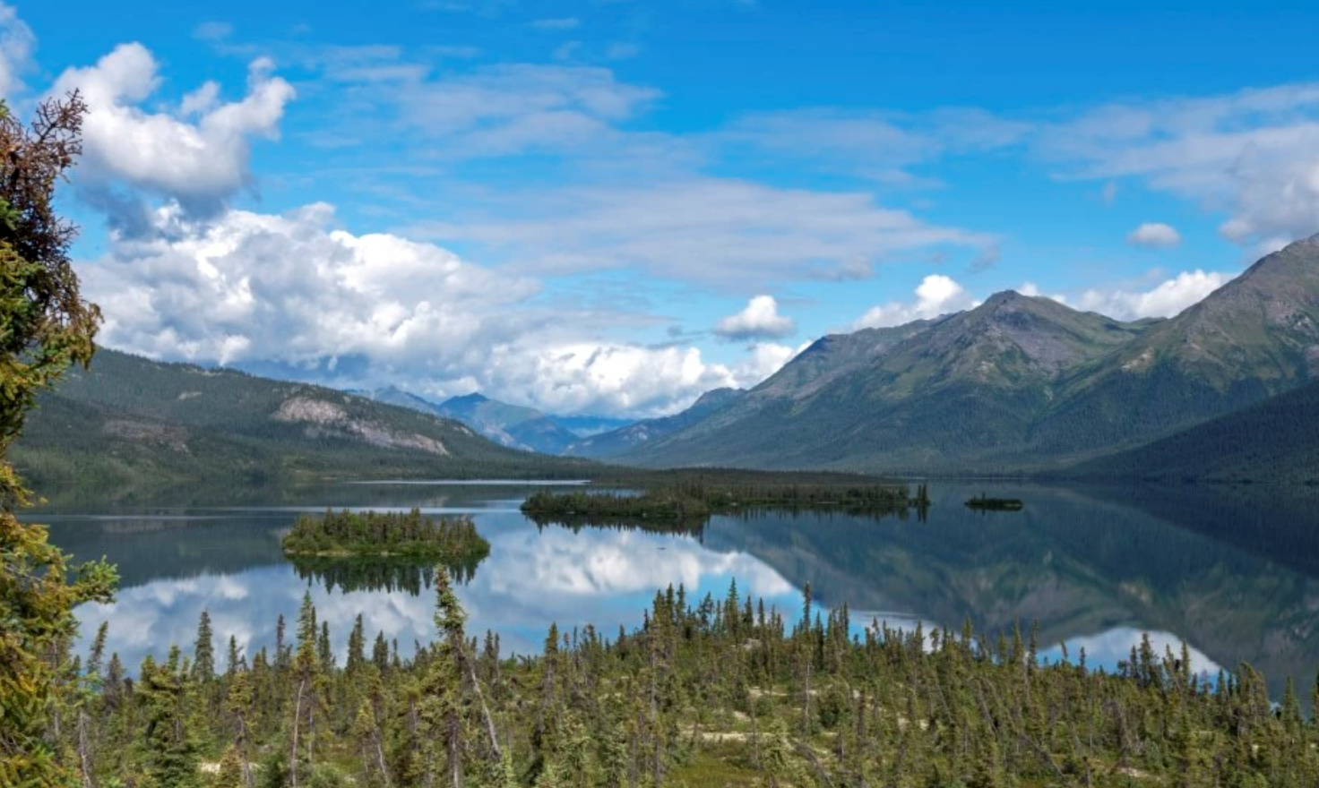 Walker Lake sits at the headwaters of the Kobuk River. The proposed Ambler road project would pass just south of the lake. (R.D. Karpilo Jr., National Park Service)