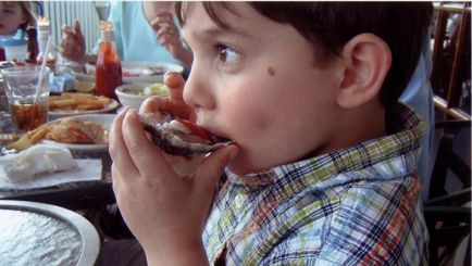 CF128 – Louisiana Oysters