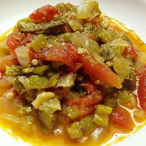 Smothered Okra with Tomatoes and Onions-1