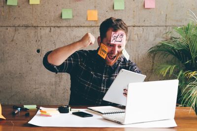 Çok Çalışmak Başarıysa, Neden Hâlâ Yetişemiyoruz? (3-3-3 Metodu)