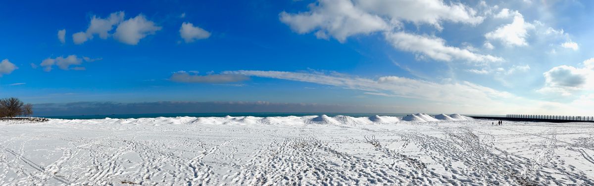 Evanston Lee Street beach Winter 2025
