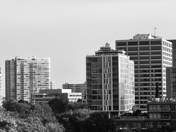 Black and white photo of downtown Evanston buildings.