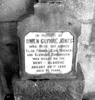 Owen Glynne Jones grave Owen Glynne Jones grave