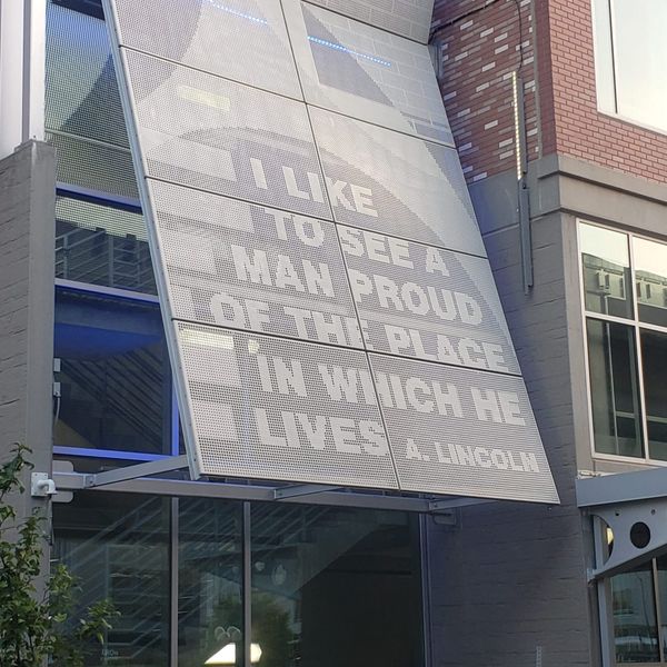 Why is there a fake Abe Lincoln quote in the Haymarket?