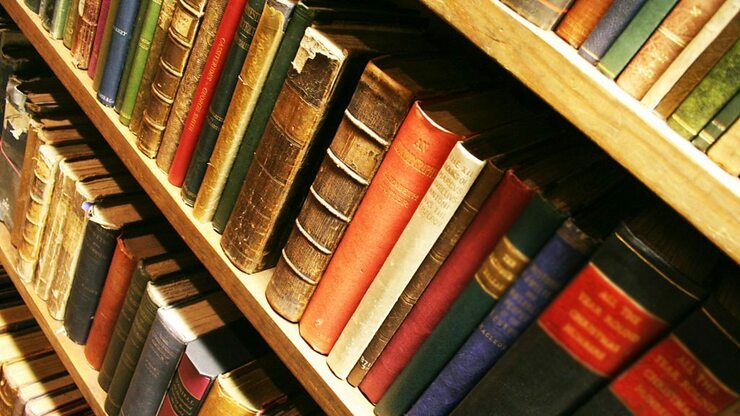 BBC Sounds - Packing My Library by Alberto Manguel - Available Episodes