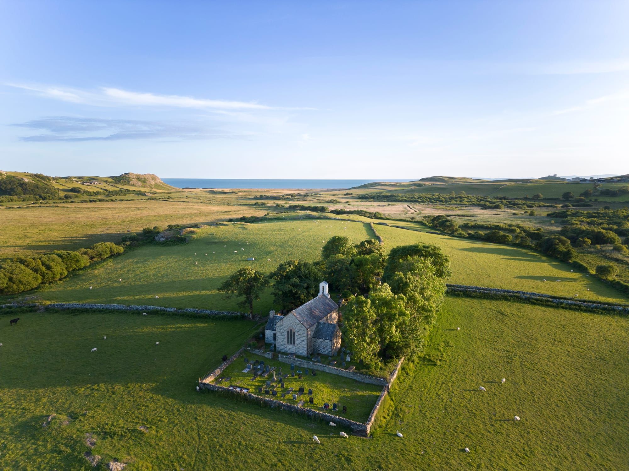 St. Cynhaearn, Ynyscynhaearn, Gwynedd, Wales