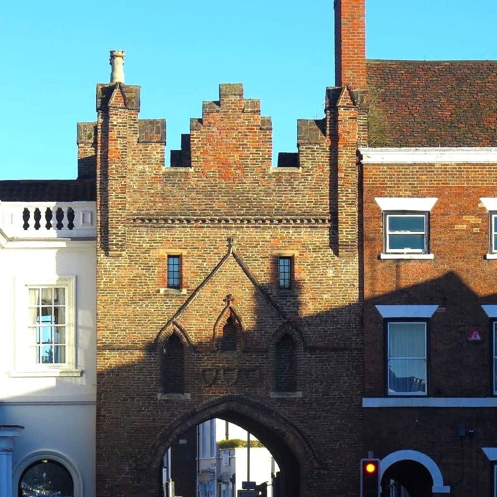 ✨ Treasure Hoard: The brickwork on North Bar, Beverley