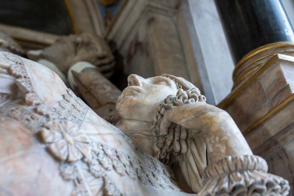 Comperandum - Church Monuments