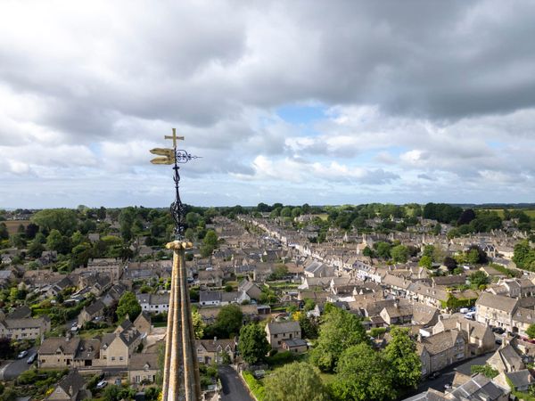 Member Powered Photography St. John the Baptist, Burford Professional Photos.