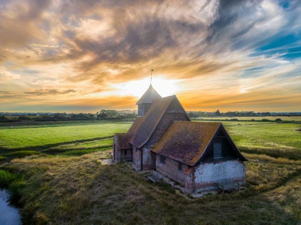 📝 Field Notes from my Camper-van-camino: The Churches of Romney Marsh