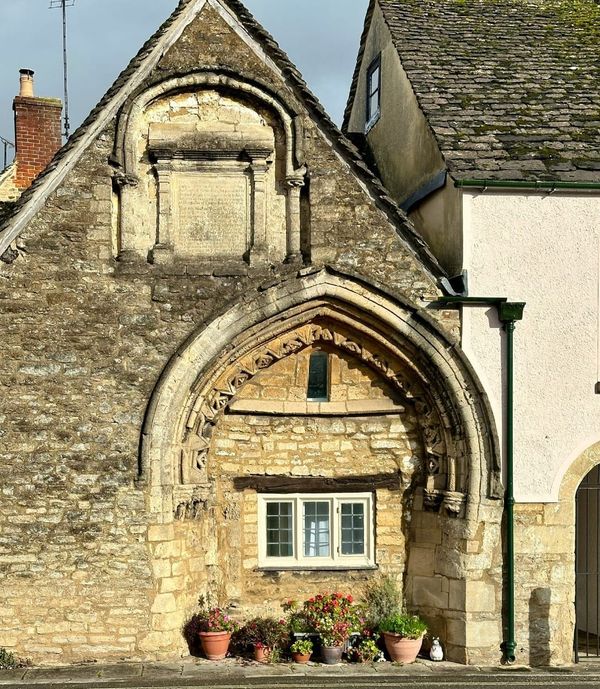 📝 Field Notes from my Camper-van-camino: Malmesbury in Wiltshire