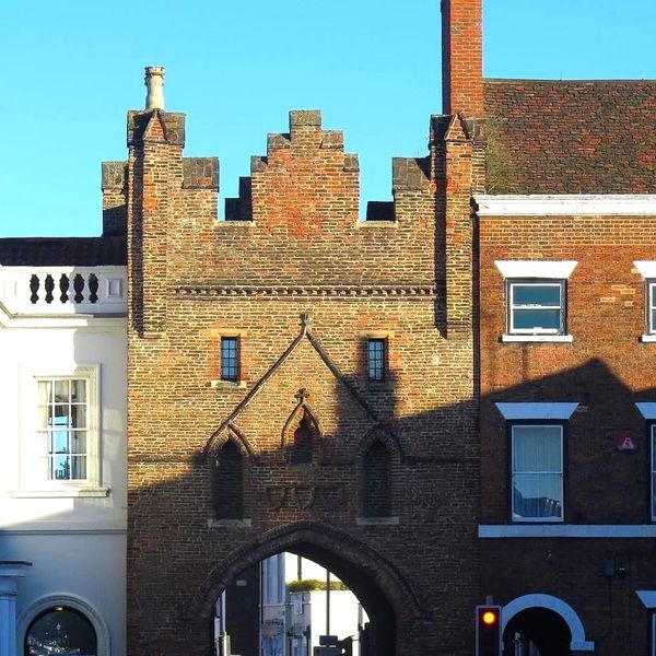 ✨ Treasure Hoard: The brickwork on North Bar, Beverley