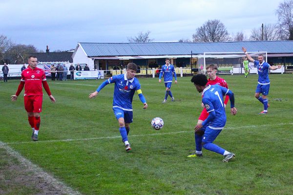 Five star Thornton bring Daisy unbeaten run to screeching halt