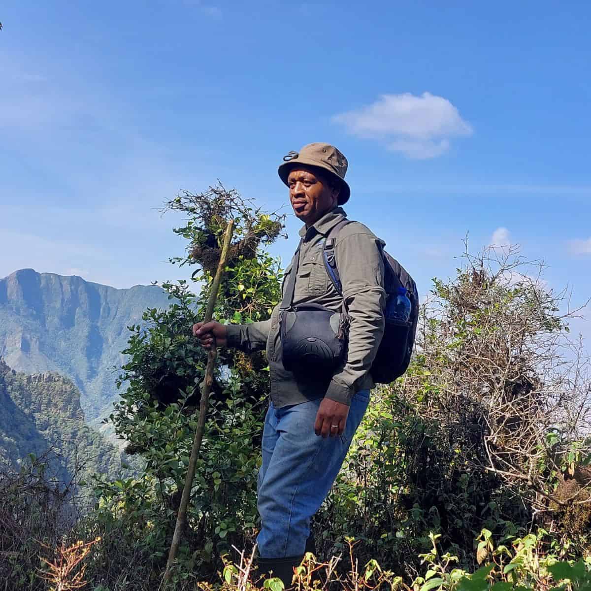 Paul M. Kirika : La botanique comme héritage et vocation