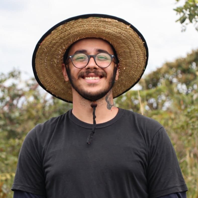 Pedro F. Cruz-Júnior: Encontrando vida después del incendio y la sequía
