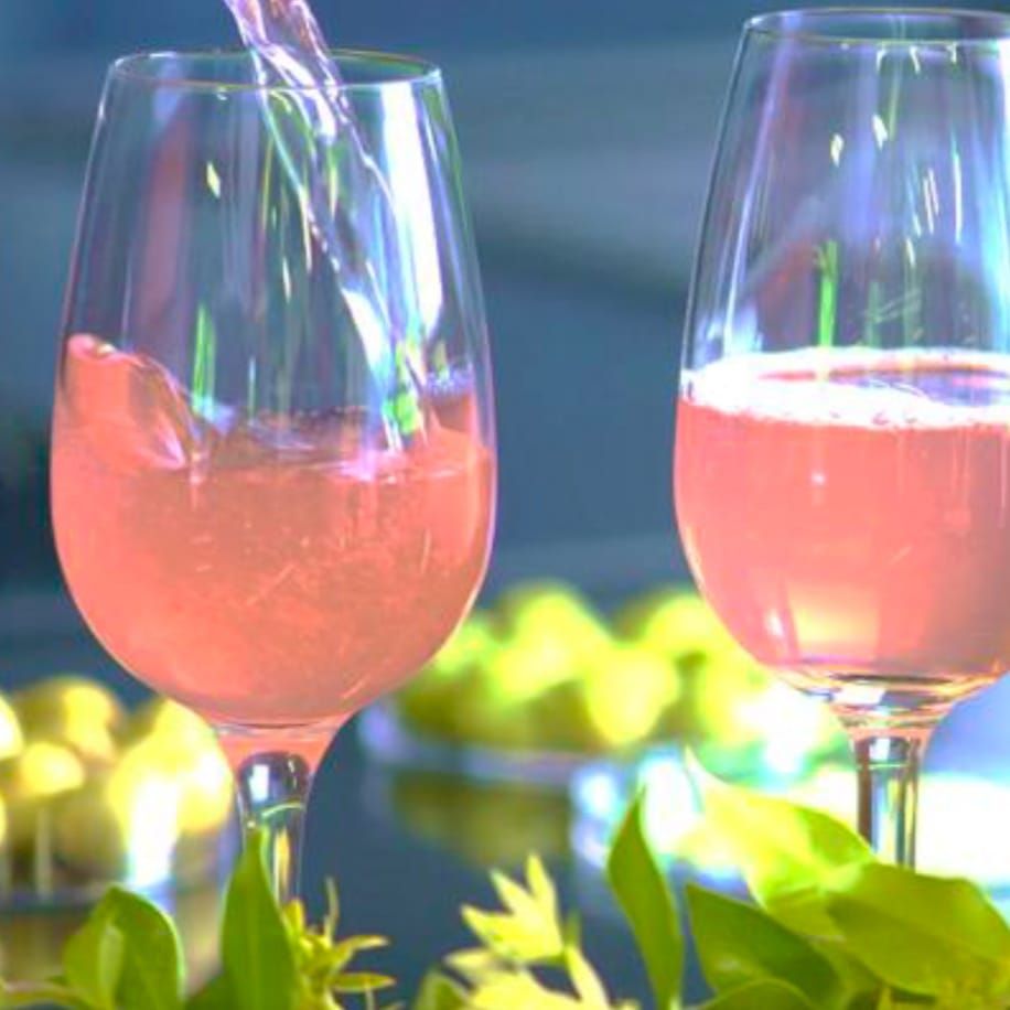 Efervescencia con conciencia: reintegrando el conocimiento indígena en la industria alimentaria autóctona de Australia.