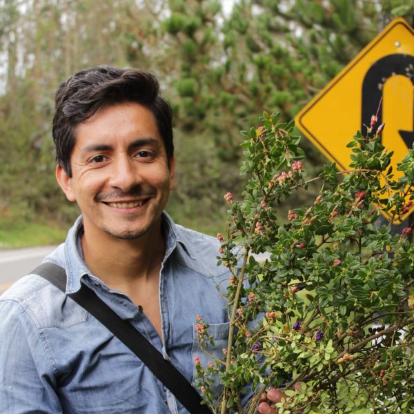 Diego Paredes-Burneo: From Geranium Seeds to Genomic Histories
