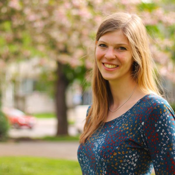 Nina Bziuk: Uncovering the Secret Dialogue Between Plants and Microbes