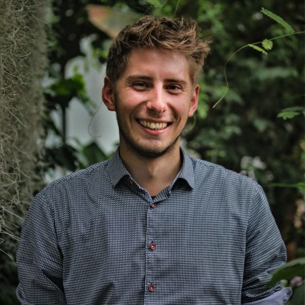 Julien L. Bota:  Uncovering the Hidden Relationships That Shape Plant Communities