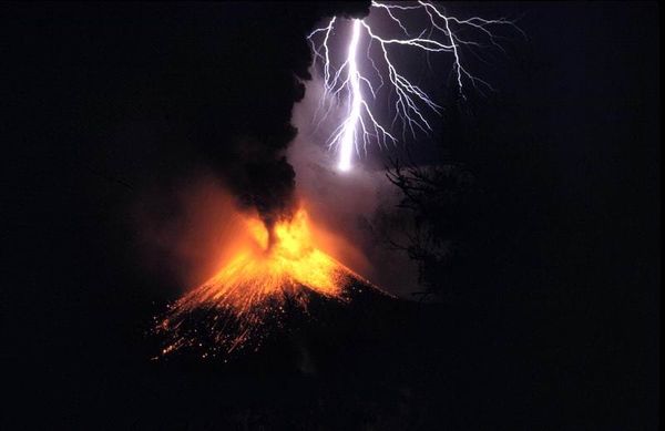 A small eruption of Mount Rinjani
