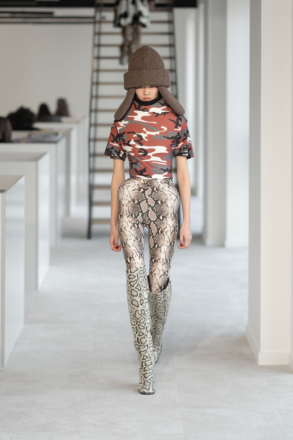 Duran Lantink höst/vinter 2025 (Bild: Luca Tombolini, Shoji Fuji)