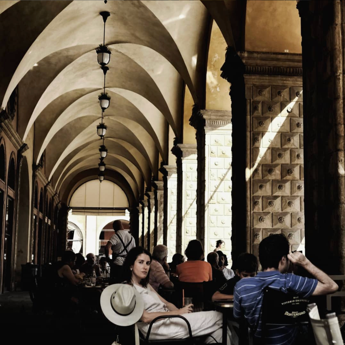 Martin Gelin: Ayşegül Savaş skildrar Europas flytande identitet