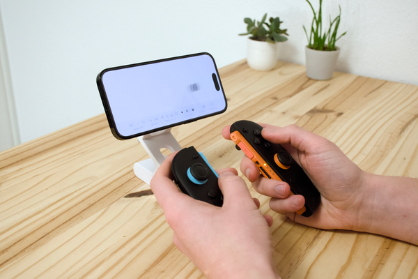 A Nintendo Joy-Con 2 controller set used for bilateral vibration