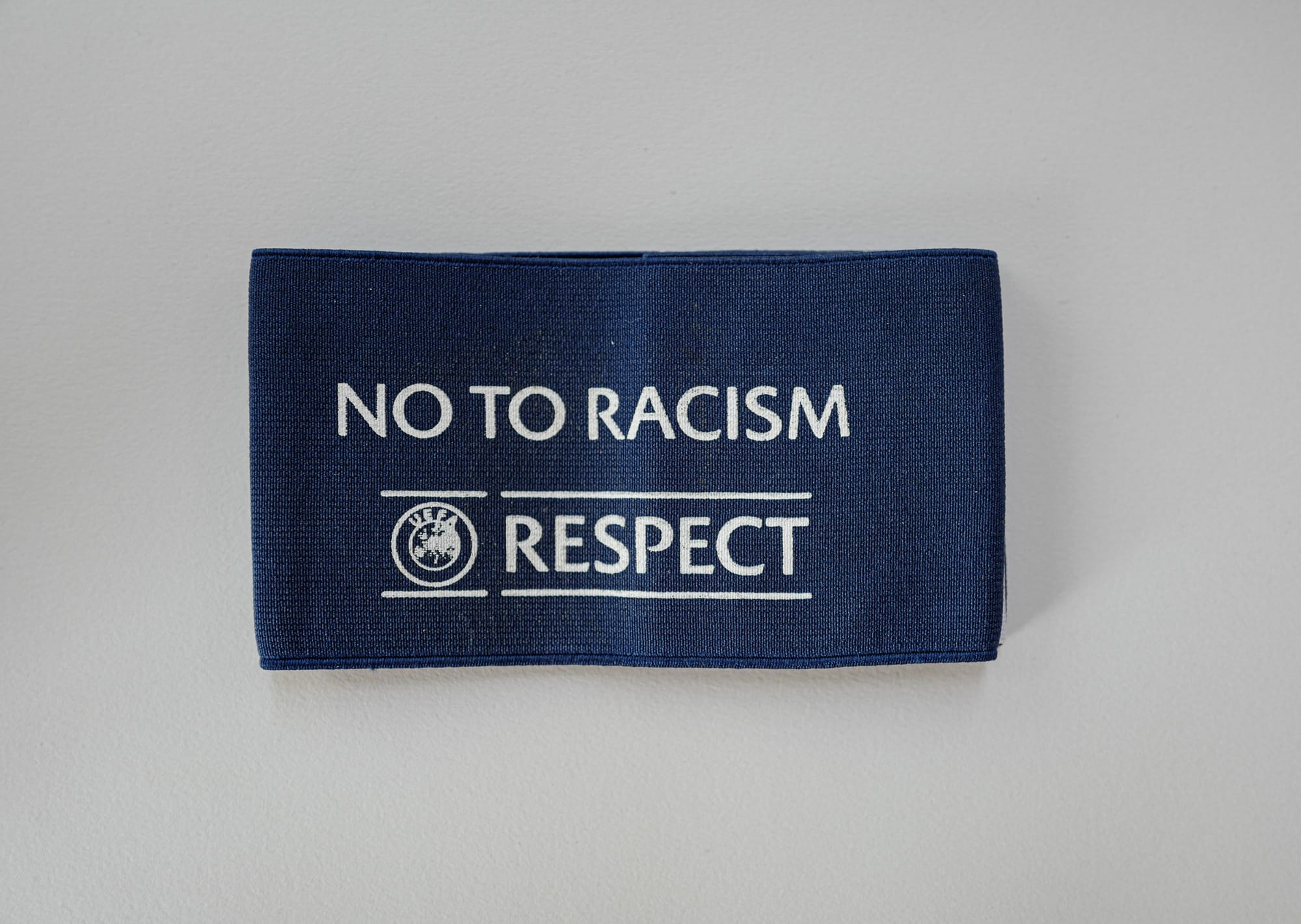 Hugo Lloris match issued Tottenham Hotspur shirt, detail view