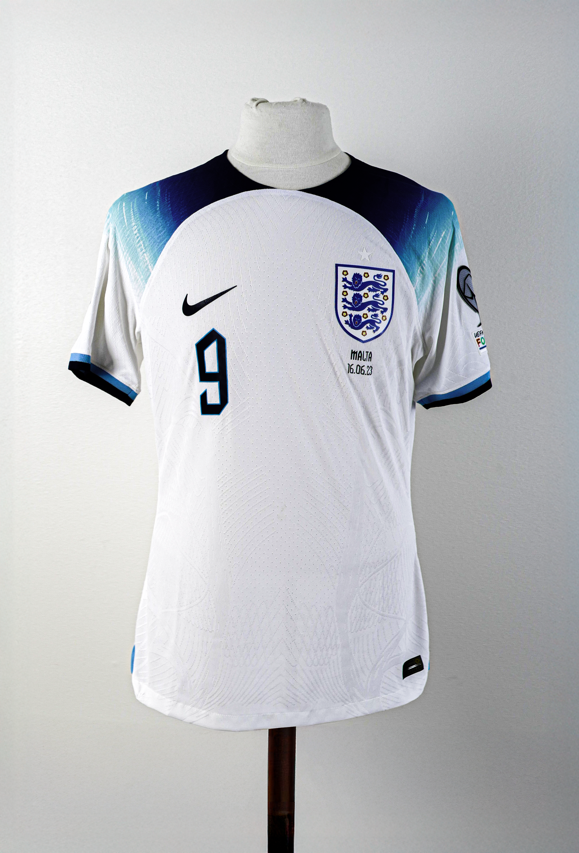 Harry Kane match issued England shirt vs Malta, view 1