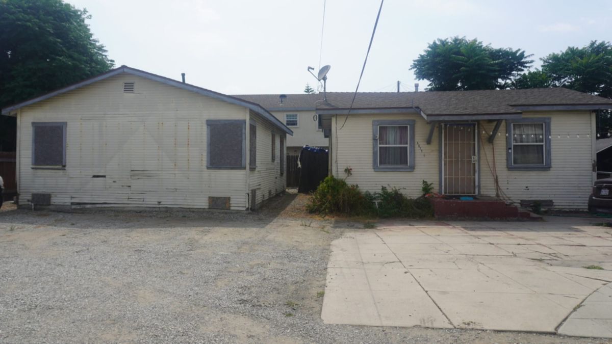 Bell to sell 9 Housing Authority homes for $1.8 million