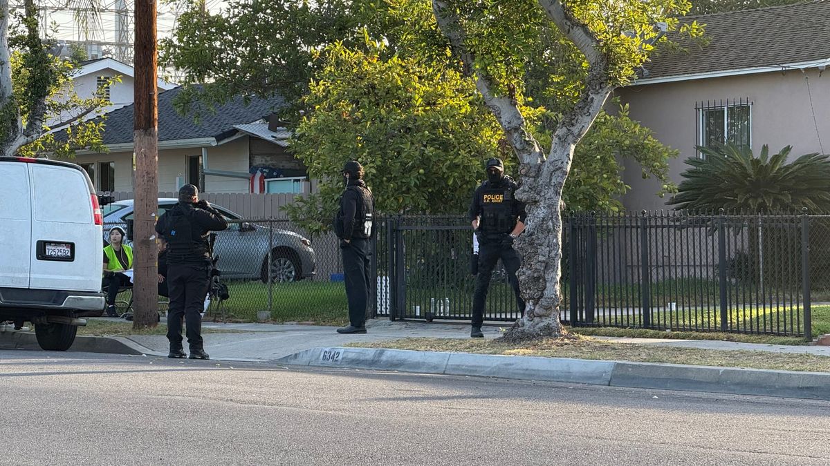 USC students film immigration drama on Commerce, Bell Gardens border