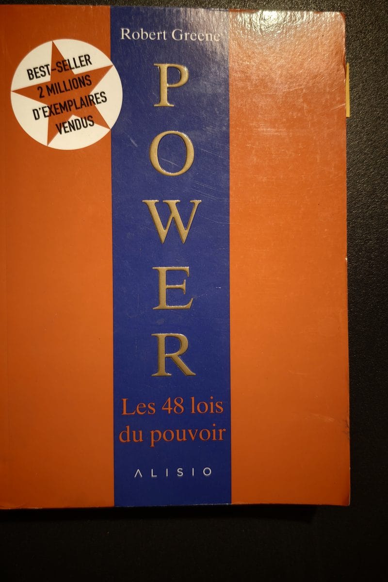 POWER, Les 48 lois du pouvoir