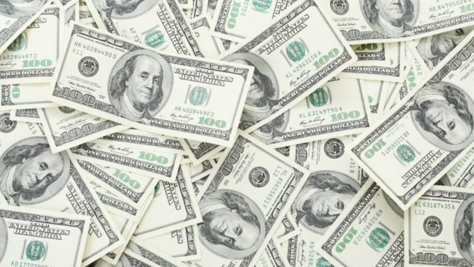 YouTuber Raises $3 MILLION For an Online Course 😱