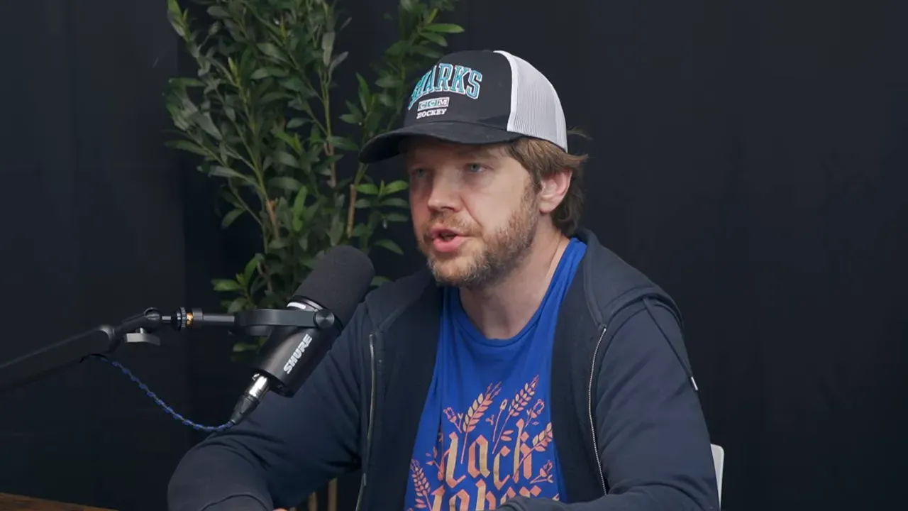 Никита рассказывает про редактор мобильных приложений