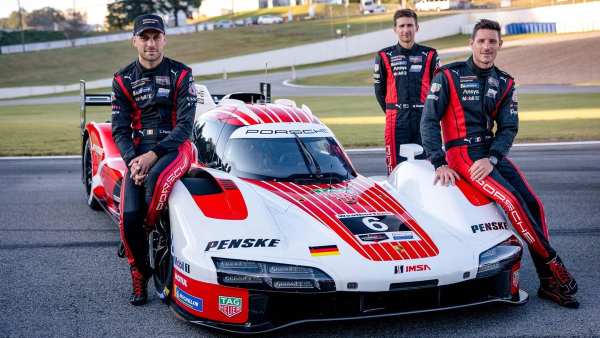 Laurens Vanthoor (BEL), Matt Campbell (AUS), Kévin Estre (FRA) (l-r), Porsche Penske Motorsport (#6), IMSA WeatherTech SportsCar Championship, Race 11, Braselton, USA, 2026, Porsche AG