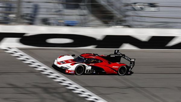 Porsche 963, Porsche Penske Motorsport (#7), Julien Andlauer (FRA), Felipe Nasr (BRA), Laurin Heinrich (DEU), Roar, IMSA, Round 1, Daytona (USA), 2026, Porsche AG