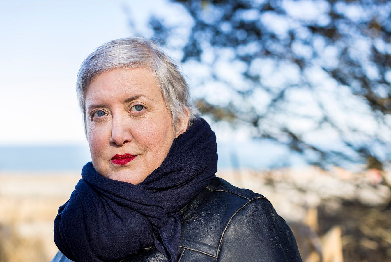 Meet the Readers: Eiren Caffall