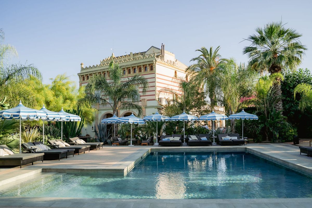Barcelona Company Offsite Venue with private pool and spa.