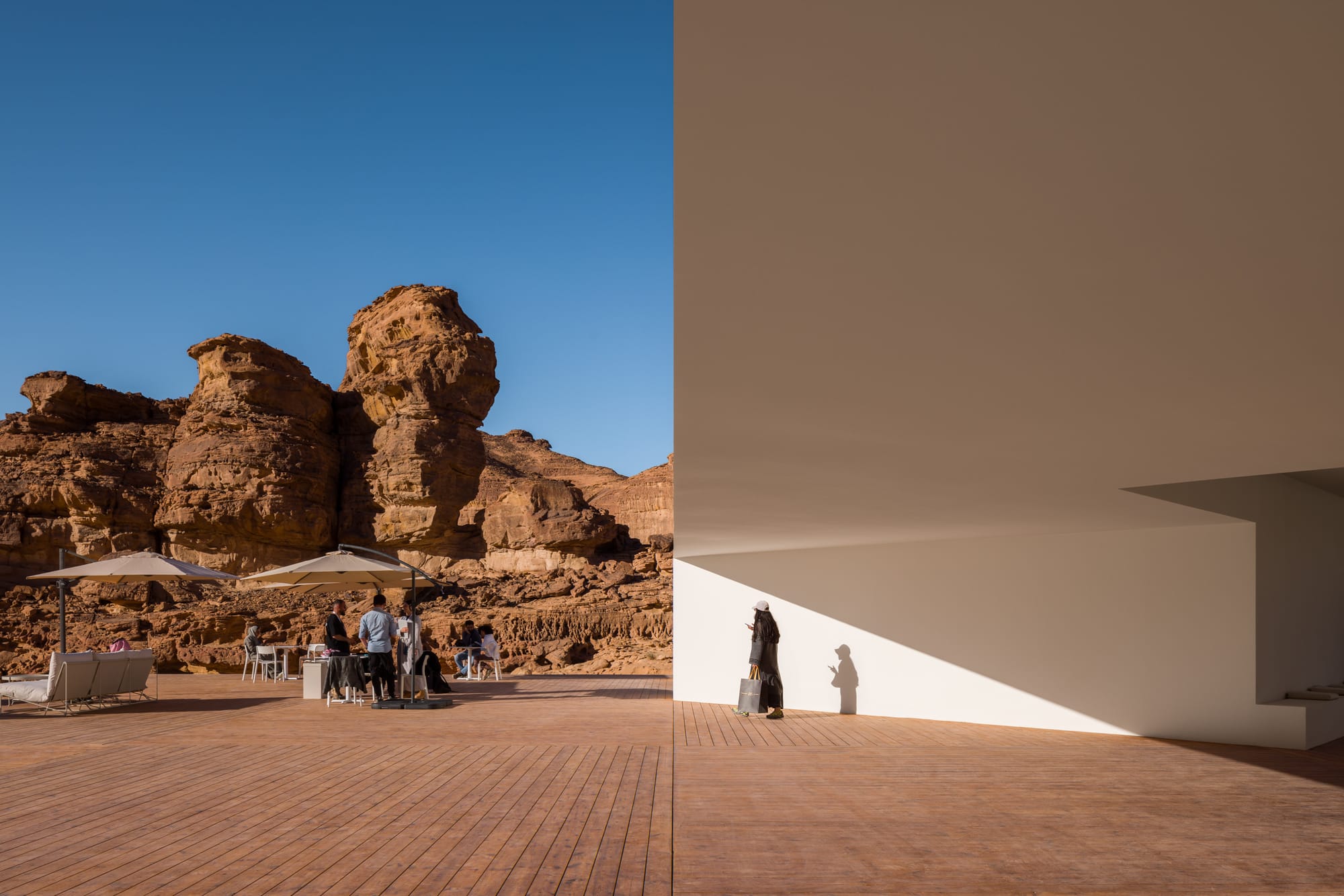 An in-out view/side profile of the opening of the Desert X 2024 visitor center.
